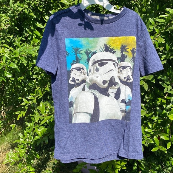 Old Navy StarWars Stormtrooper Palm Tree Tee shirt Boys Small - Picture 1 of 3